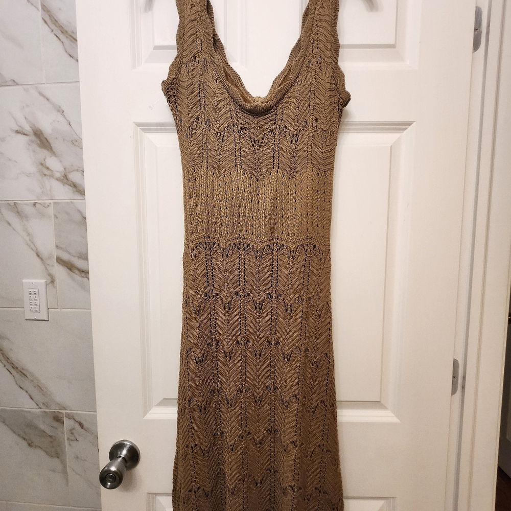 Luxely Wilder Sleeveless V-Neck Knit Midi Scalloped Hem Summer Dresses - Picture 10 of 13